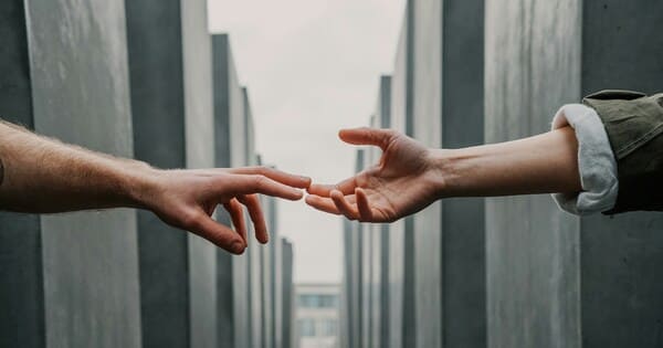 共依存のカウンセリング・悩み相談なら【ことり電話】